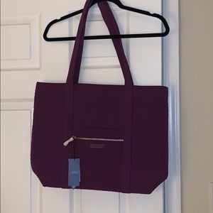 Iconic Vera Tote 💜